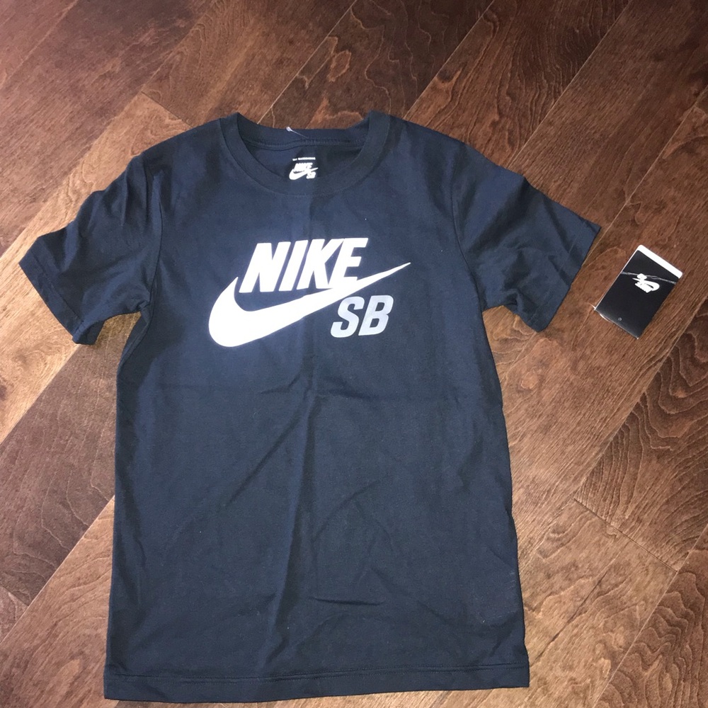 Boys Size M Black Nike Sb Shirt